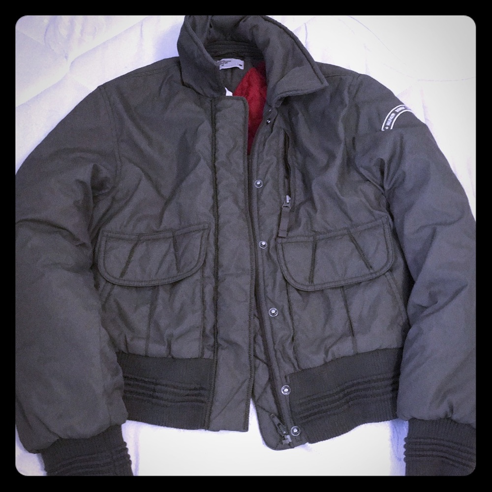 Tommy Hilfiger insulated pilot style slight crop